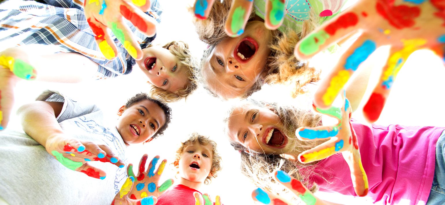 bambini che sorridono